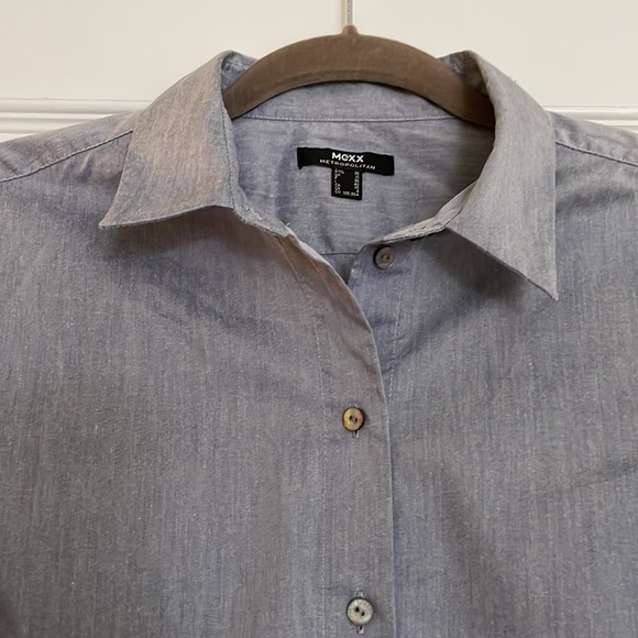 Mexx ladies Blouse in great condition.  Stretchy fabric, Can36/6. - Picture 2 of 3